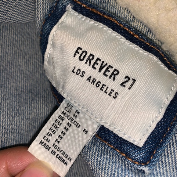 Denim Jacket with Faux Sherpa Lined Collar - Picture 5 of 5